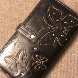 Purses and wallets